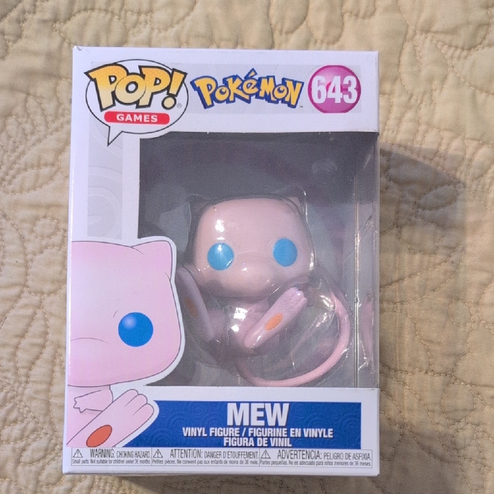 Funko Mew Vinyl Figure - Pink with Blue Eyes
